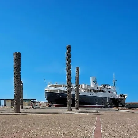 Albatros By Interhome Le Barcarès